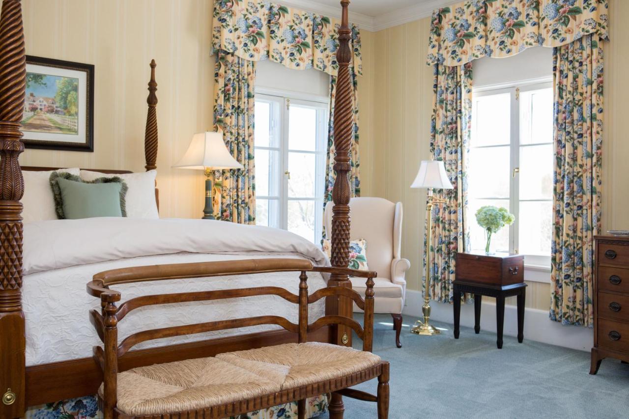 Inn At Warner Hall Gloucester Buitenkant foto
