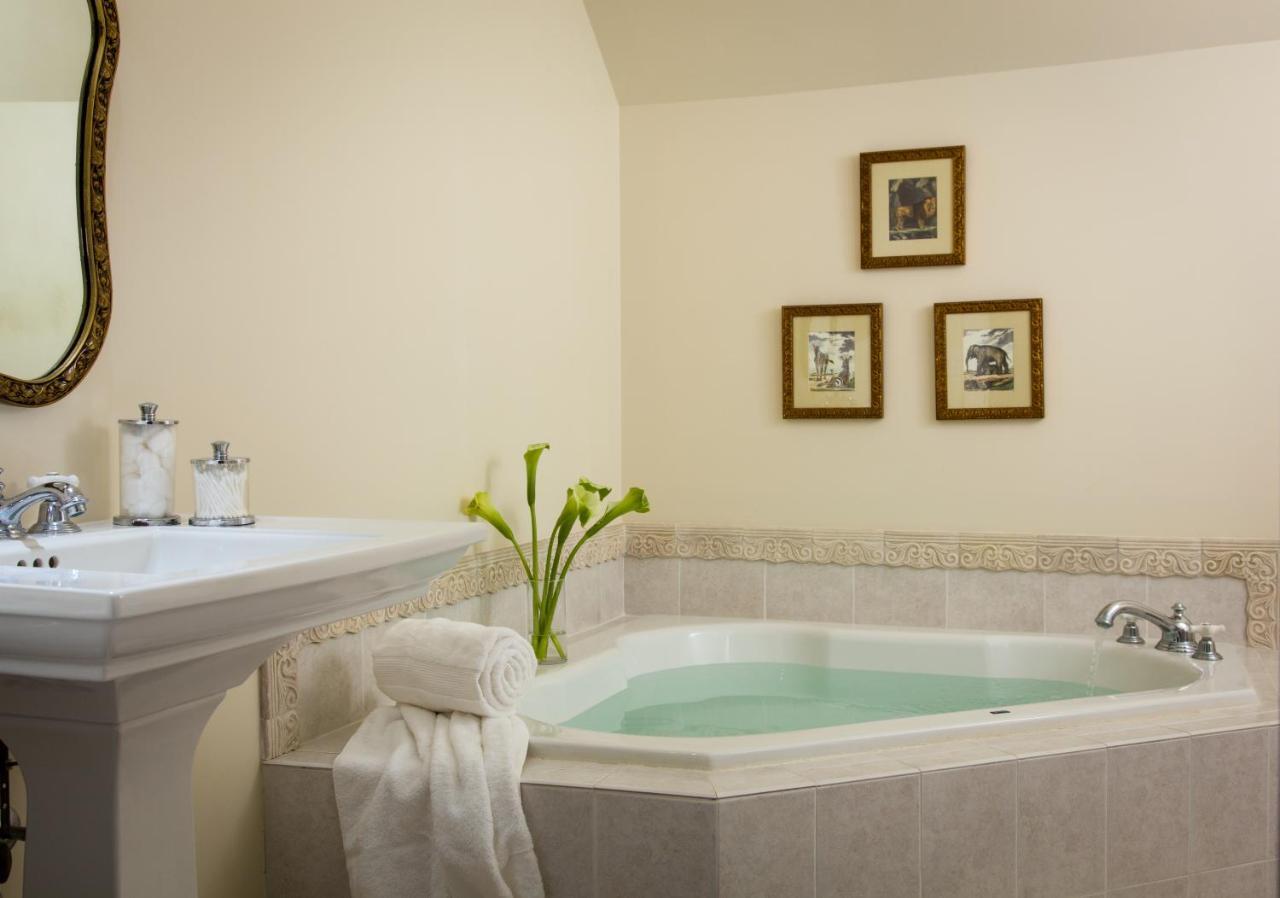 Inn At Warner Hall Gloucester Kamer foto