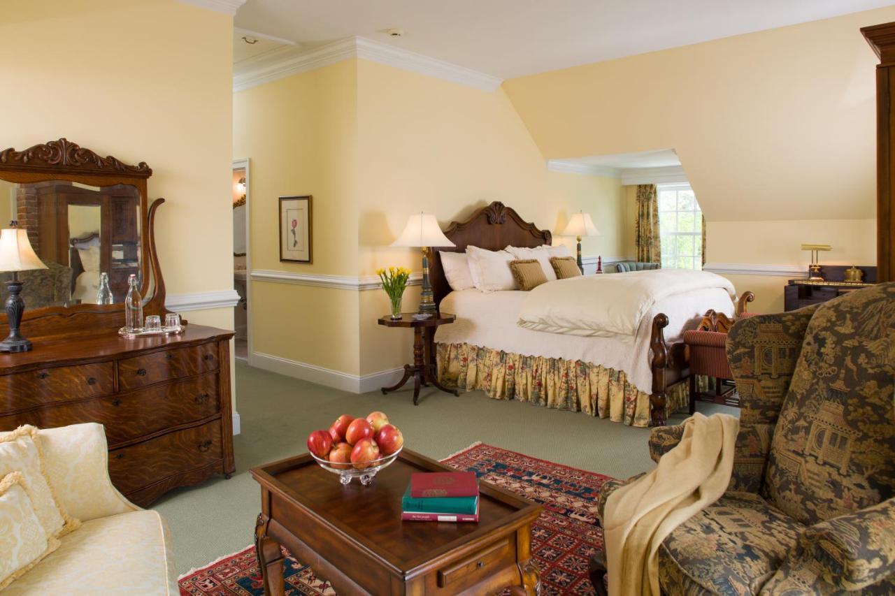 Inn At Warner Hall Gloucester Buitenkant foto